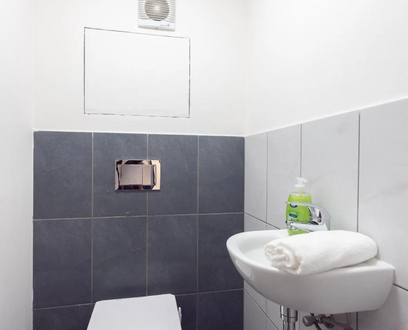 Deluxe Apartments With Balcony Near Center Prague Czech Republic