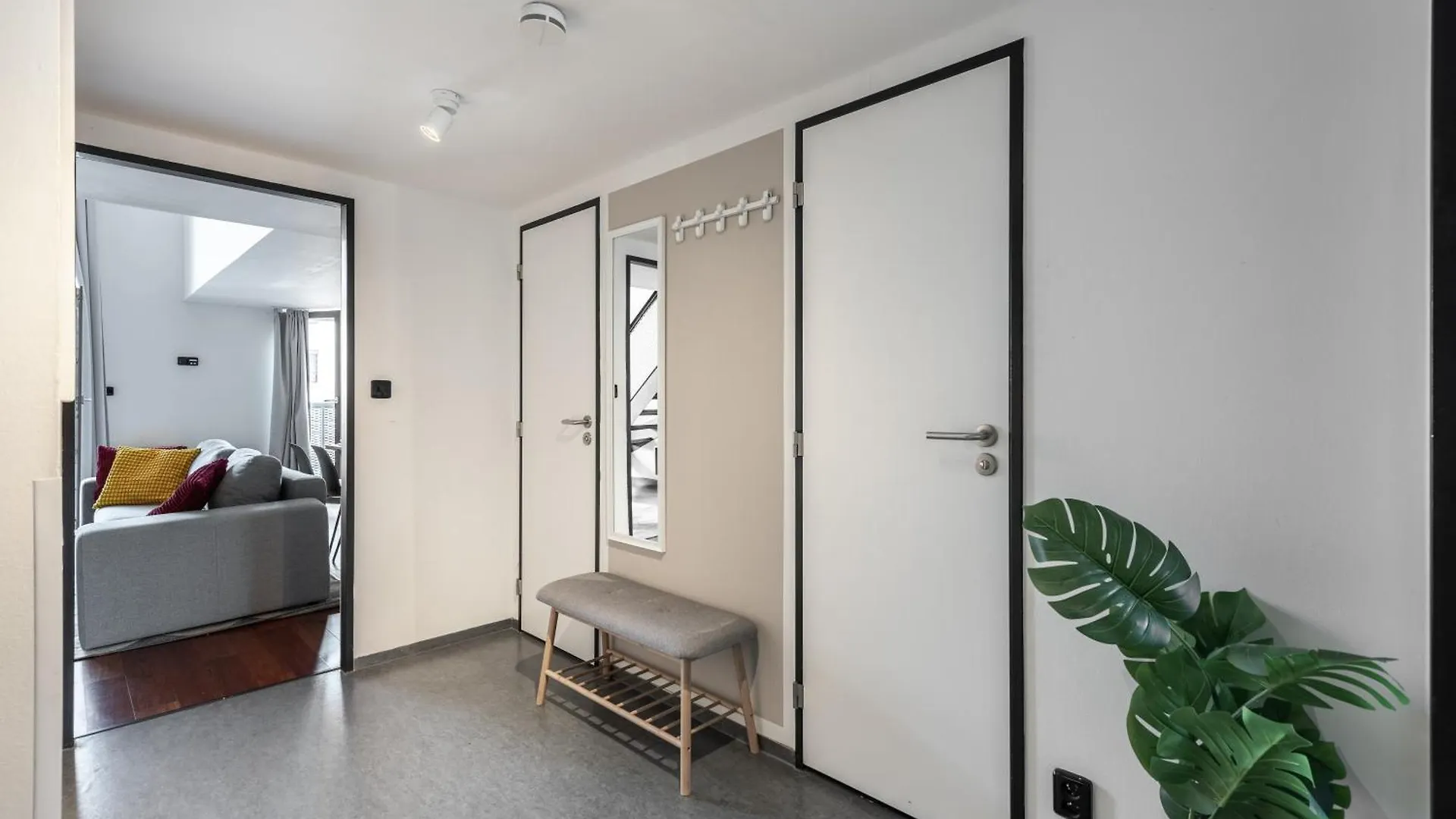 Deluxe Apartments With Balcony Near Center Prague Czech Republic