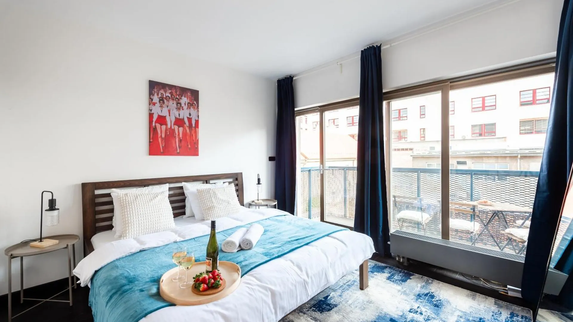 Deluxe Apartments With Balcony Near Center Prague 0*,